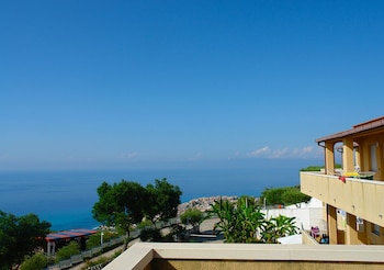 tropea mare pace club