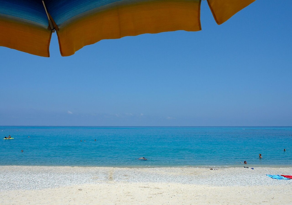 tropea mare pace club