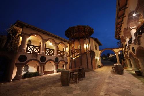 vinifera vineyards hotel