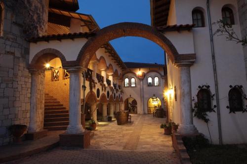 vinifera vineyards hotel