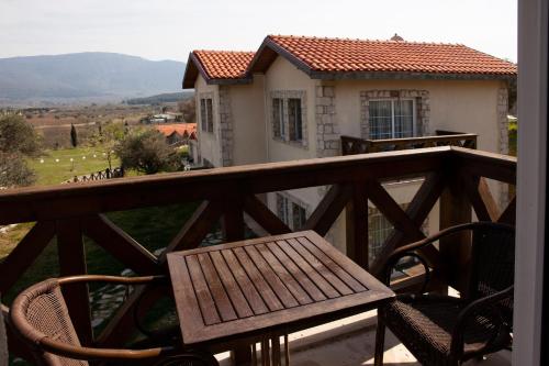 vinifera vineyards hotel