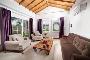 vinifera vineyards hotel