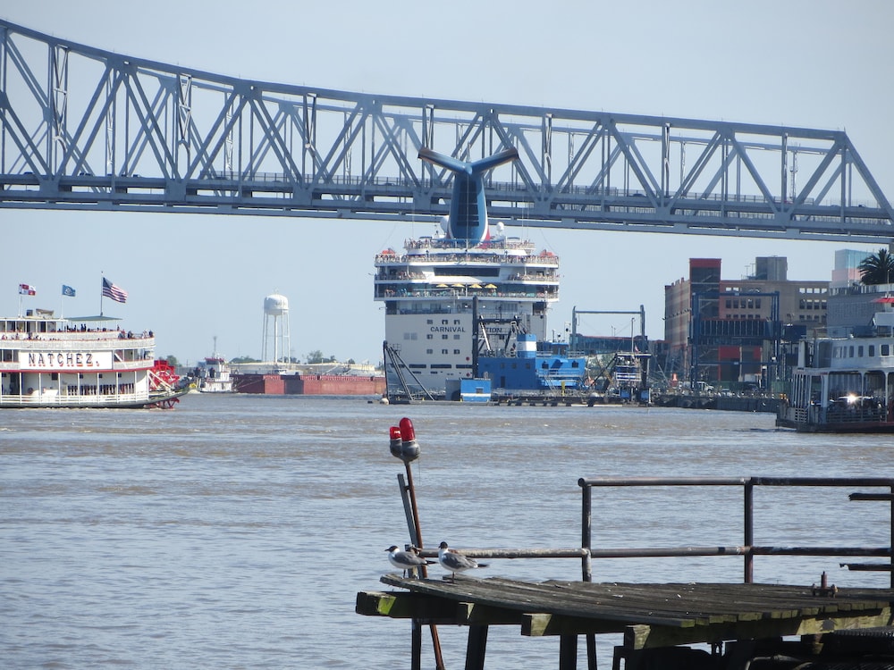 canal express studios