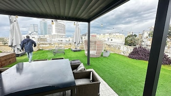 tel aviv