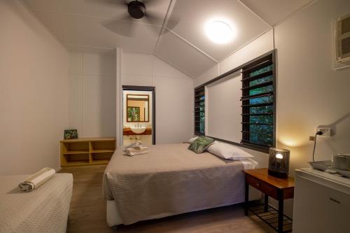 Cape Tribulation Beach House,,4 star