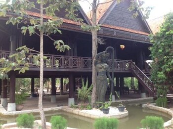 Bong Thom Home Stay,Banteay Srei>>Angkor Thum,3 star