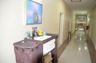 riverside apartments