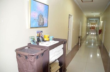 riverside apartments