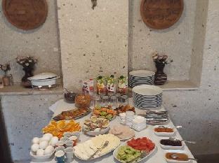 el puente cave hotel