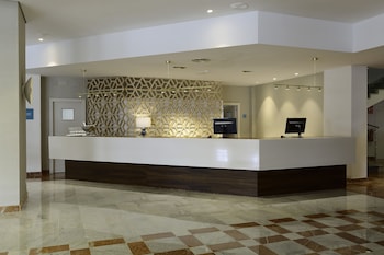 alua illa de menorca hotel