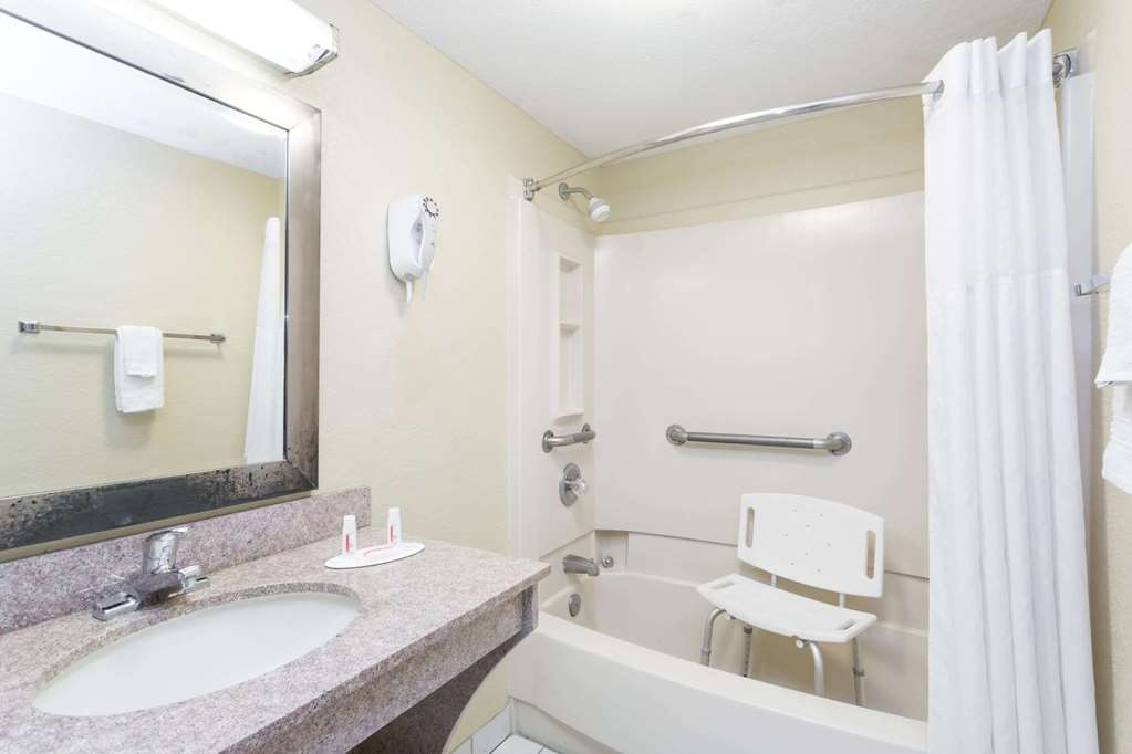 days inn by wyndham destin