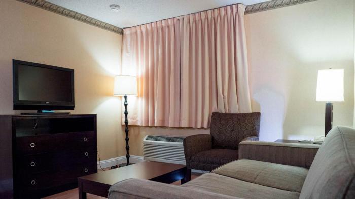 studio 6 anaheim hills ca