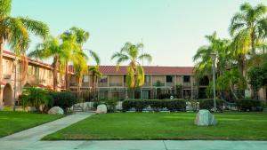 studio 6 anaheim hills ca