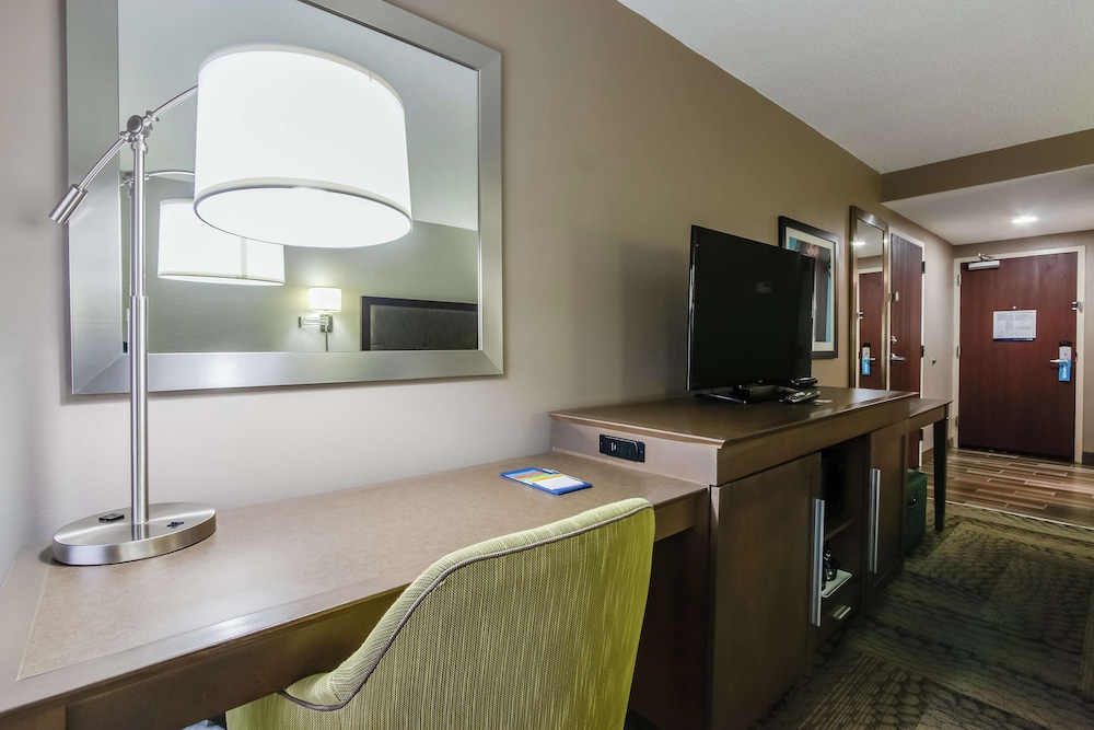 hampton inn dickson