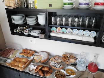 bandb sorahnia design house