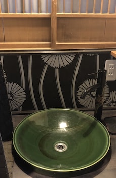 Traditional Machiya Hotel Shiomachi-An,,2.5 star