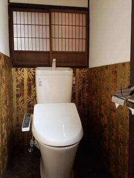 Traditional Machiya Hotel Shiomachi-An,,2.5 star