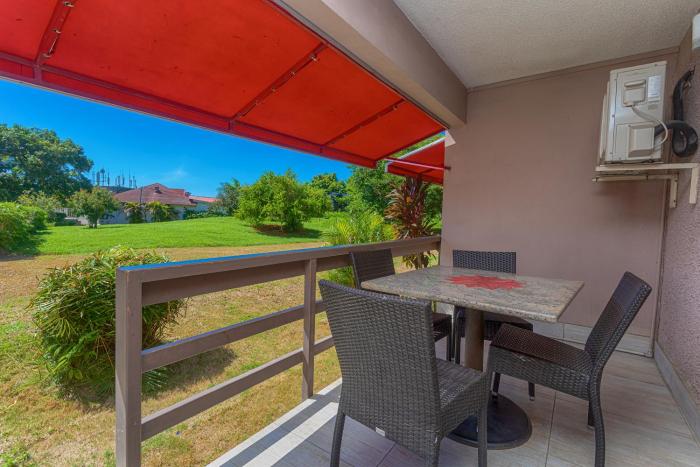 montego bay club apartments