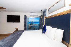 montego bay club apartments