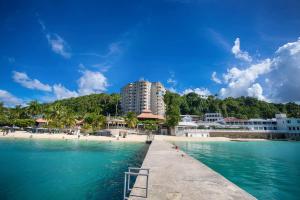 montego bay club apartments