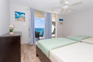 montego bay club apartments