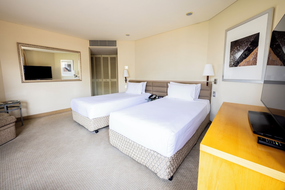 intercontinental adelaide by ihg