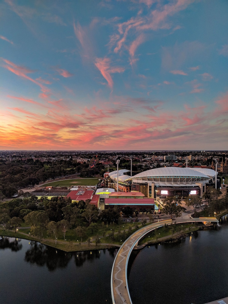 intercontinental adelaide by ihg