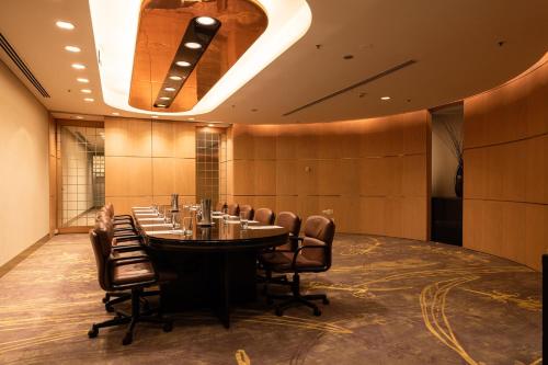 intercontinental adelaide by ihg