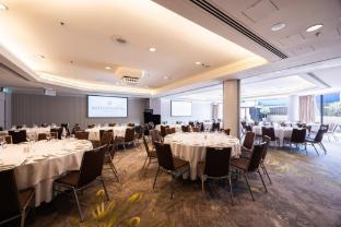 intercontinental adelaide by ihg