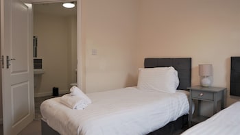 broad gauge apartments