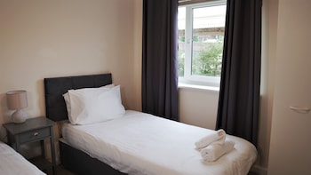 broad gauge apartments