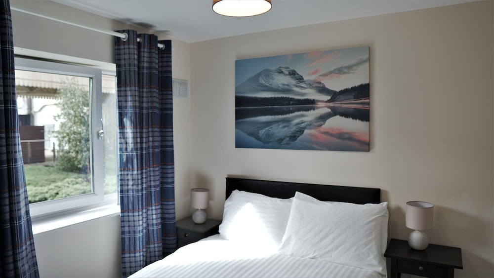 broad gauge apartments