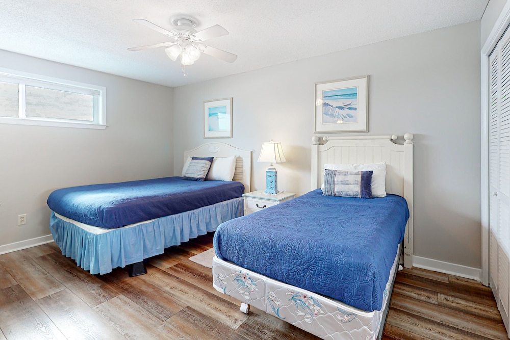 sugar beach condominiums 311