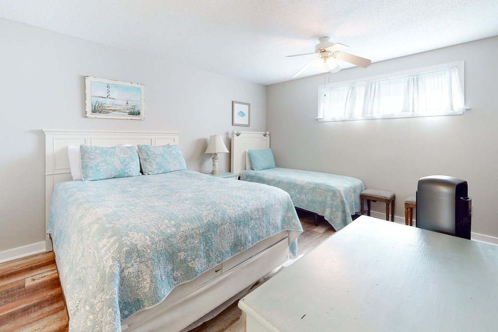 sugar beach condominiums 311