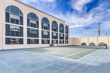 sugar beach condominiums 311