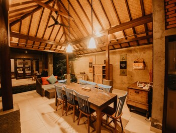 pukakoo villa by supala