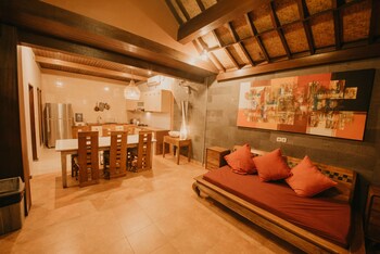 pukakoo villa by supala
