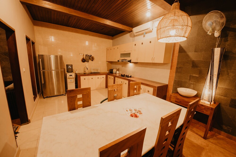 pukakoo villa by supala