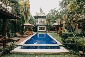 pukakoo villa by supala