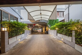 penyos service apartment