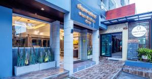 penyos service apartment