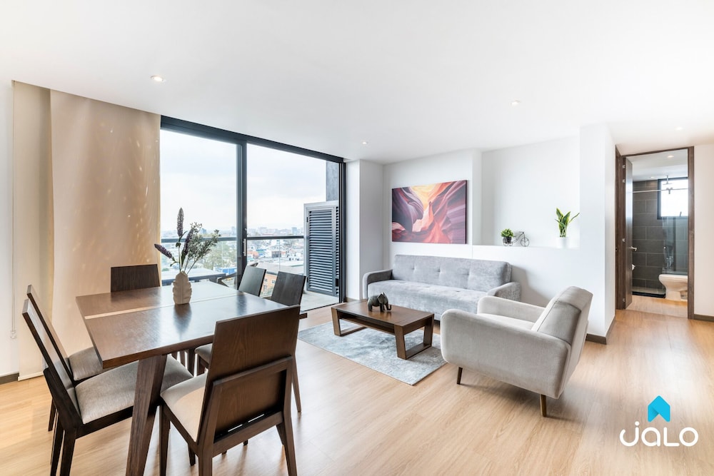 72 hub apartments great view gym rooftop