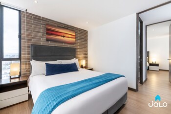 72 hub apartments great view gym rooftop