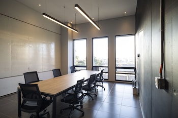 72 hub apartments great view gym rooftop
