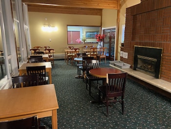 Grizz Hotel,British Columbia>>Revelstoke,3 star