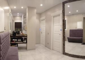roman holidays boutique