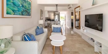 cana rock condos