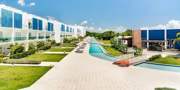 cana rock condos