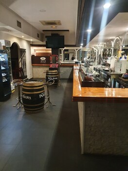 Nuevo Hotel Vista Alegre,Near Museo Del Vino,3 star