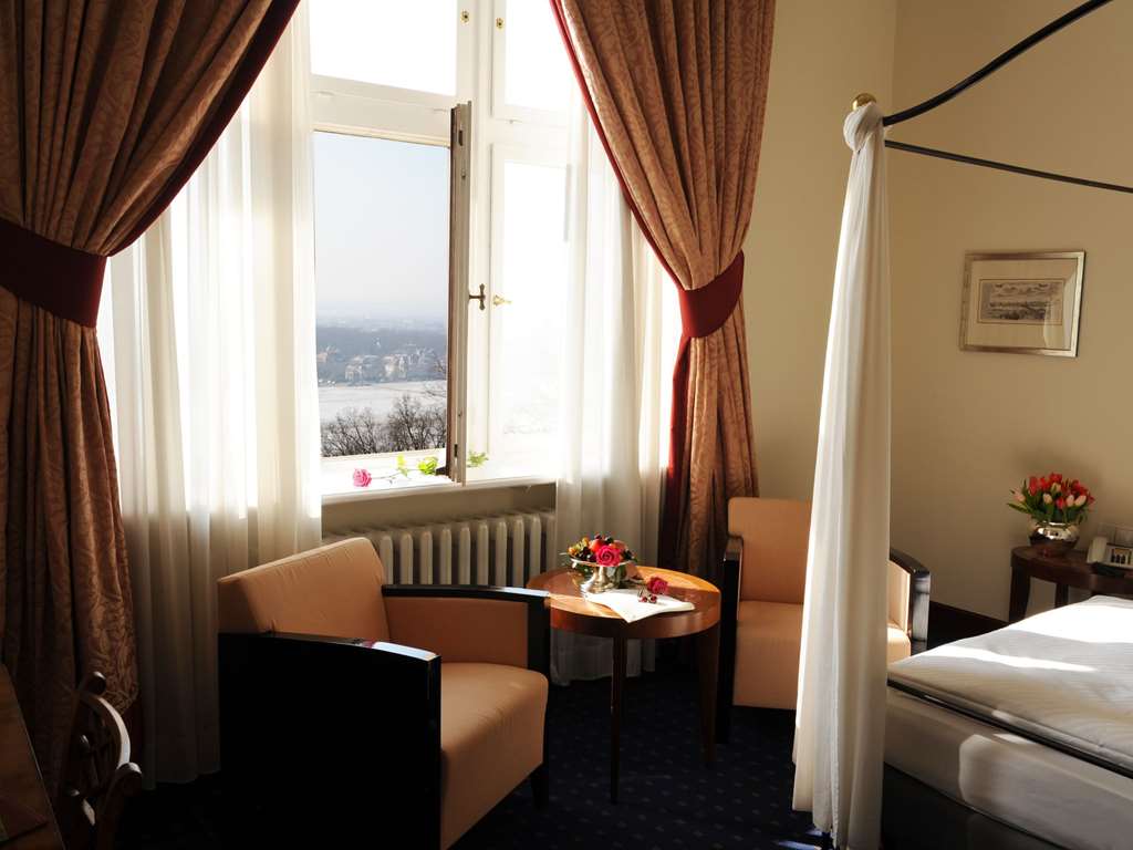 hotel schloss eckberg